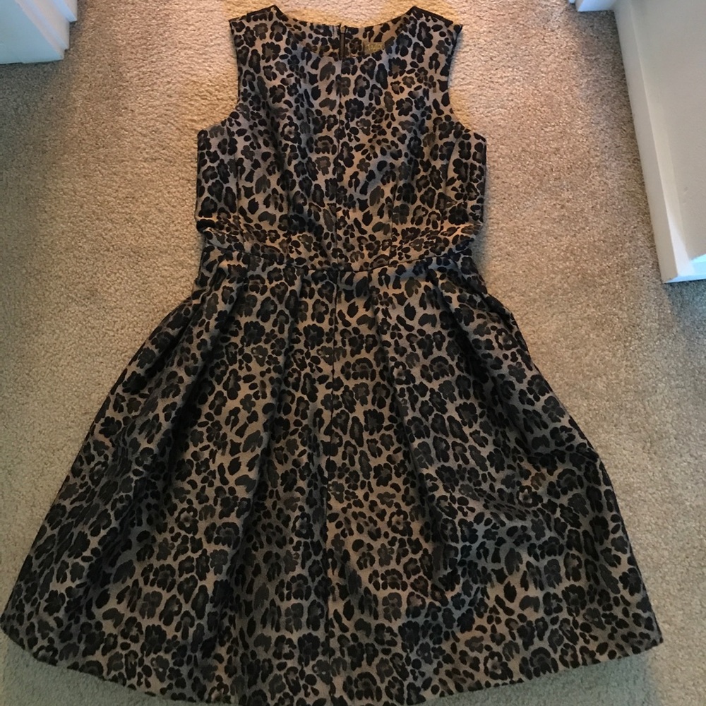 SOLD! Brand new Taylor dress