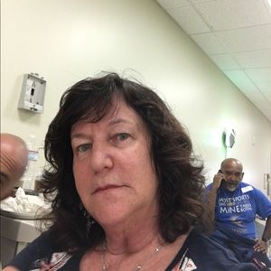 Meet your Posher, Debra