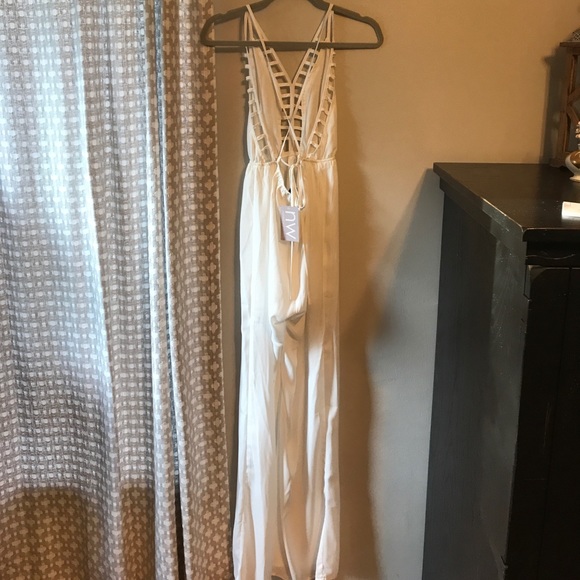 White Jumper - Picture 2 of 5