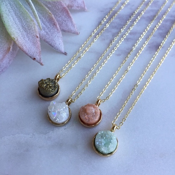 Quartz Druzy Necklace - Picture 3 of 6