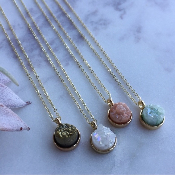 Quartz Druzy Necklace - Picture 4 of 6