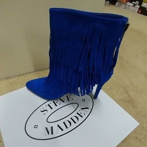Beautiful electric blue fringe booties