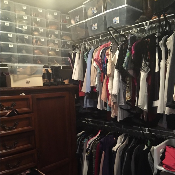 I have a little bit of everything fabulous. 😊 - Picture 4 of 6