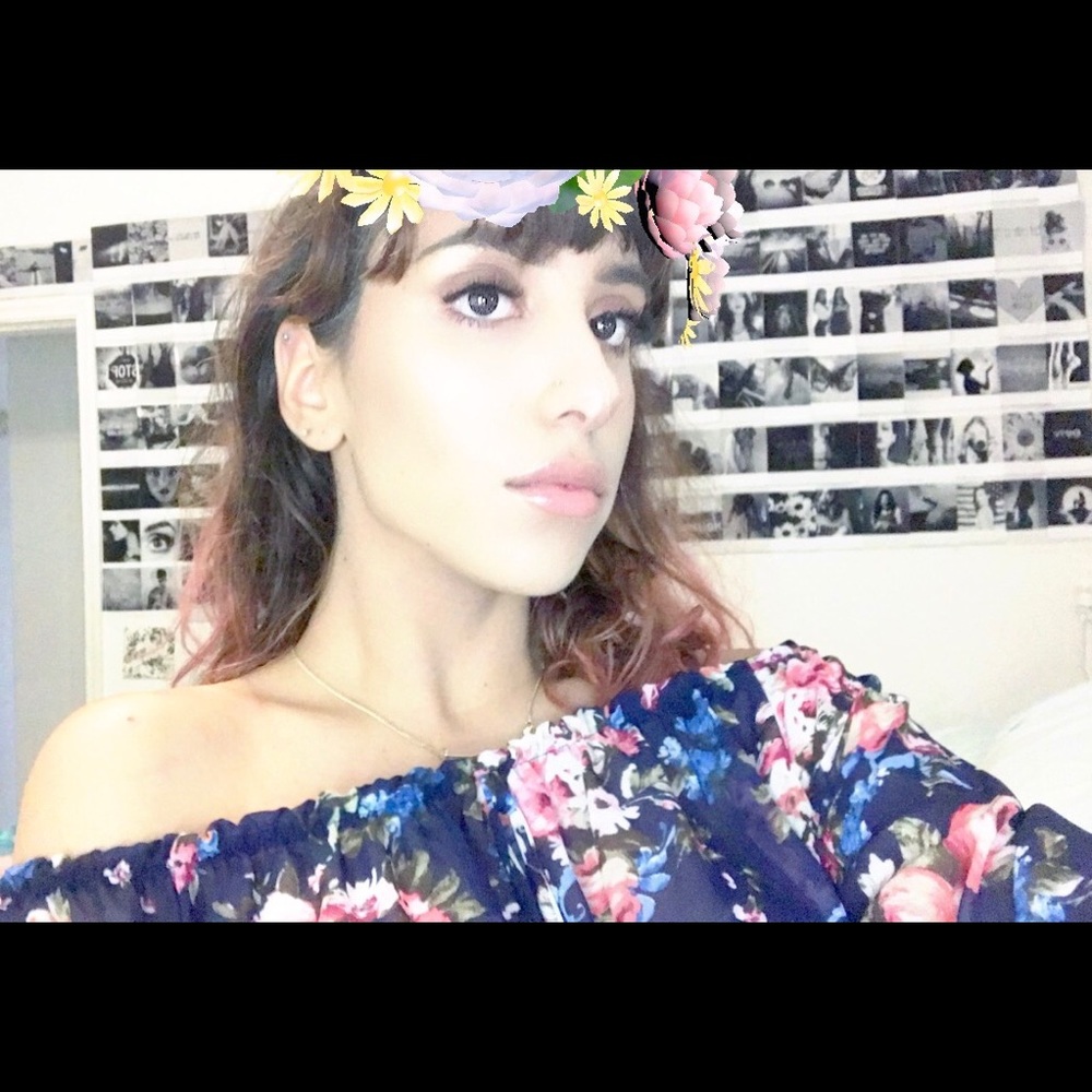 Meet your Posher, Yely