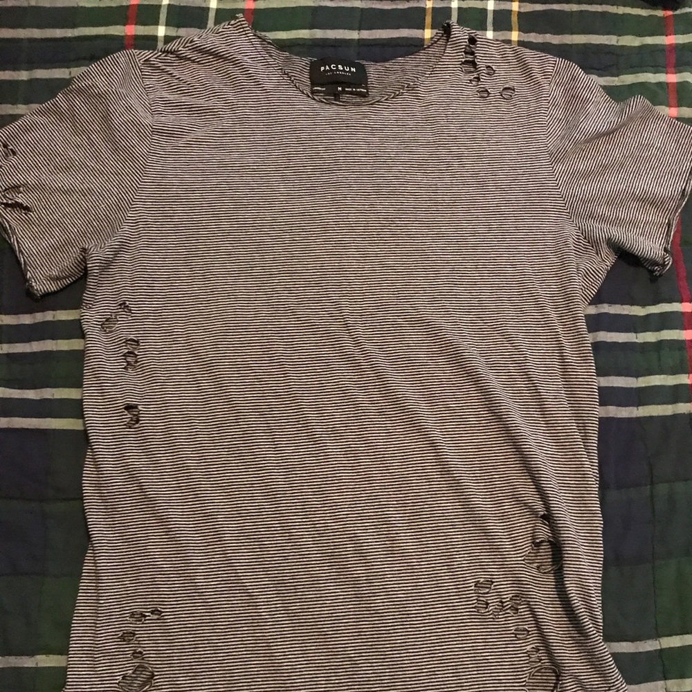 Pacsun Hem Shirt