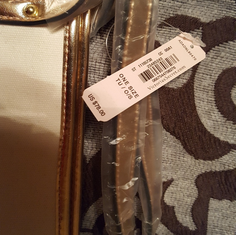 VICTORIA'S SECRET TOTE - Picture 3 of 6