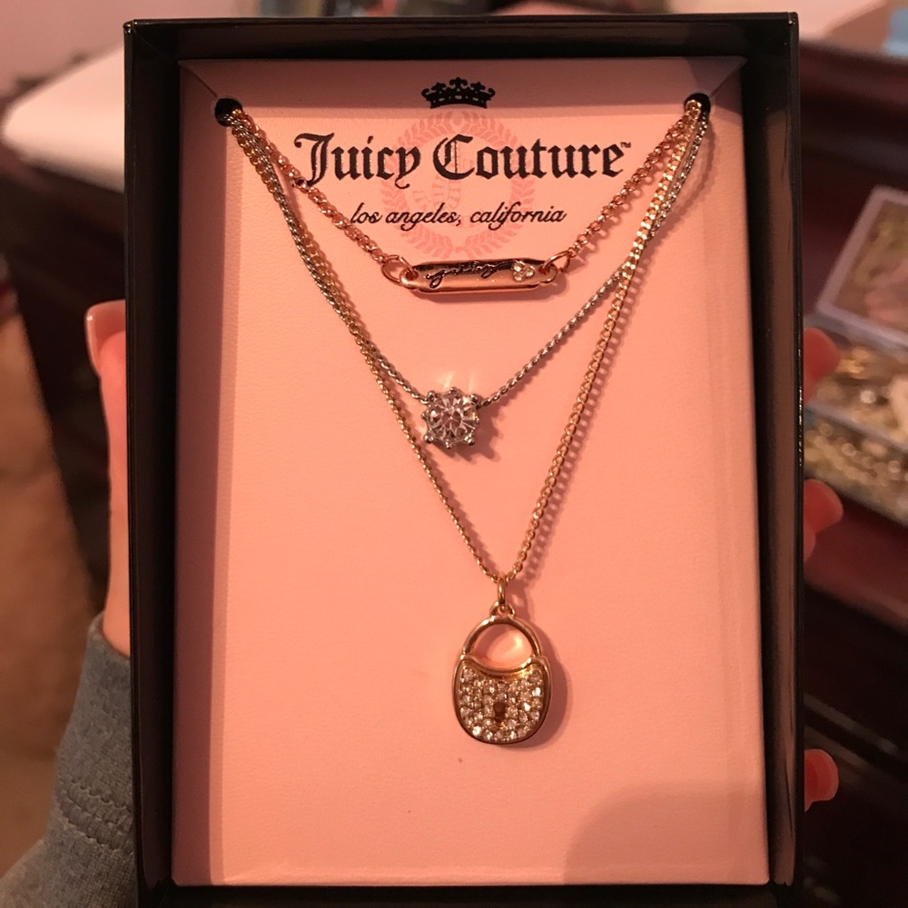 Juicy couture 3 piece necklace