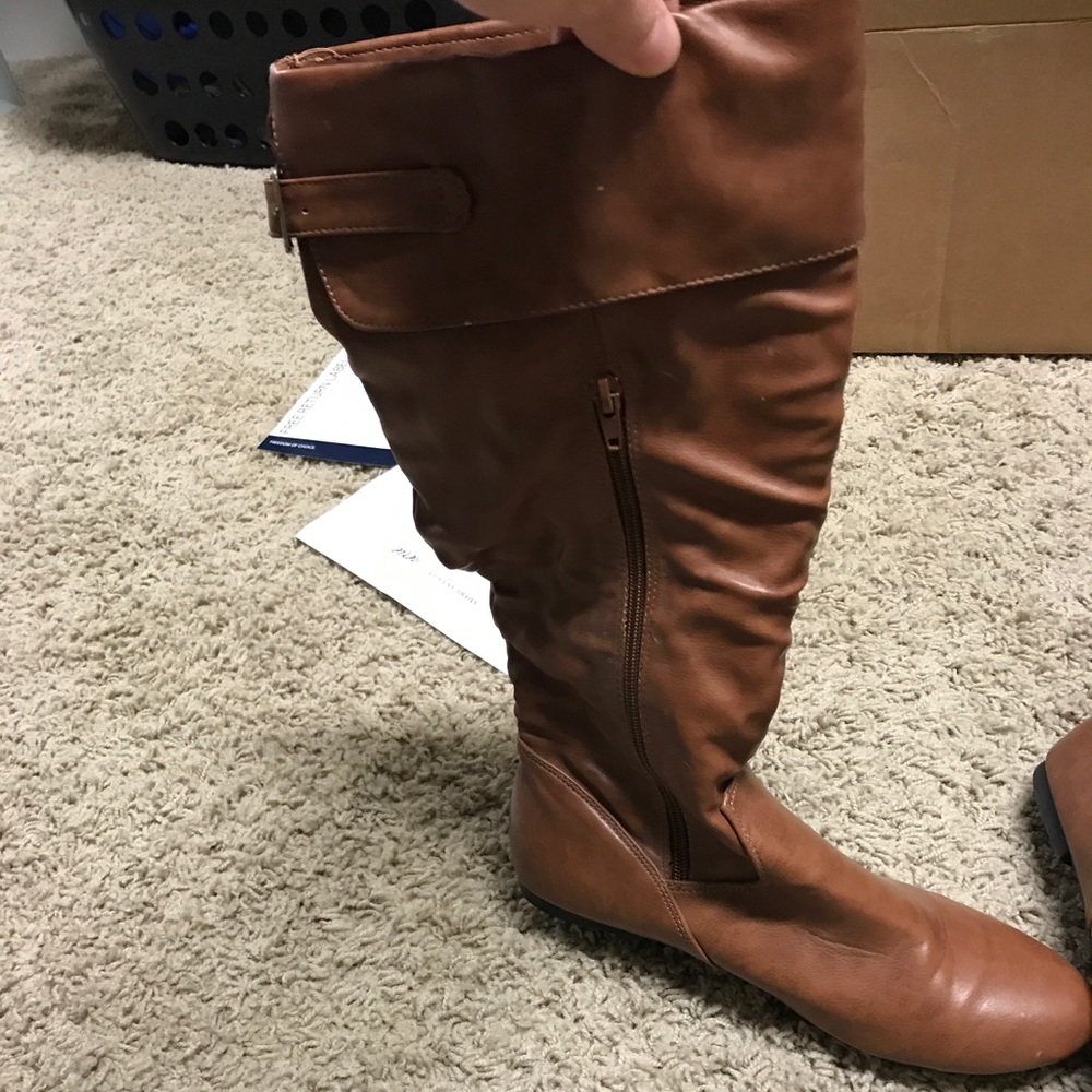 Brown boots
