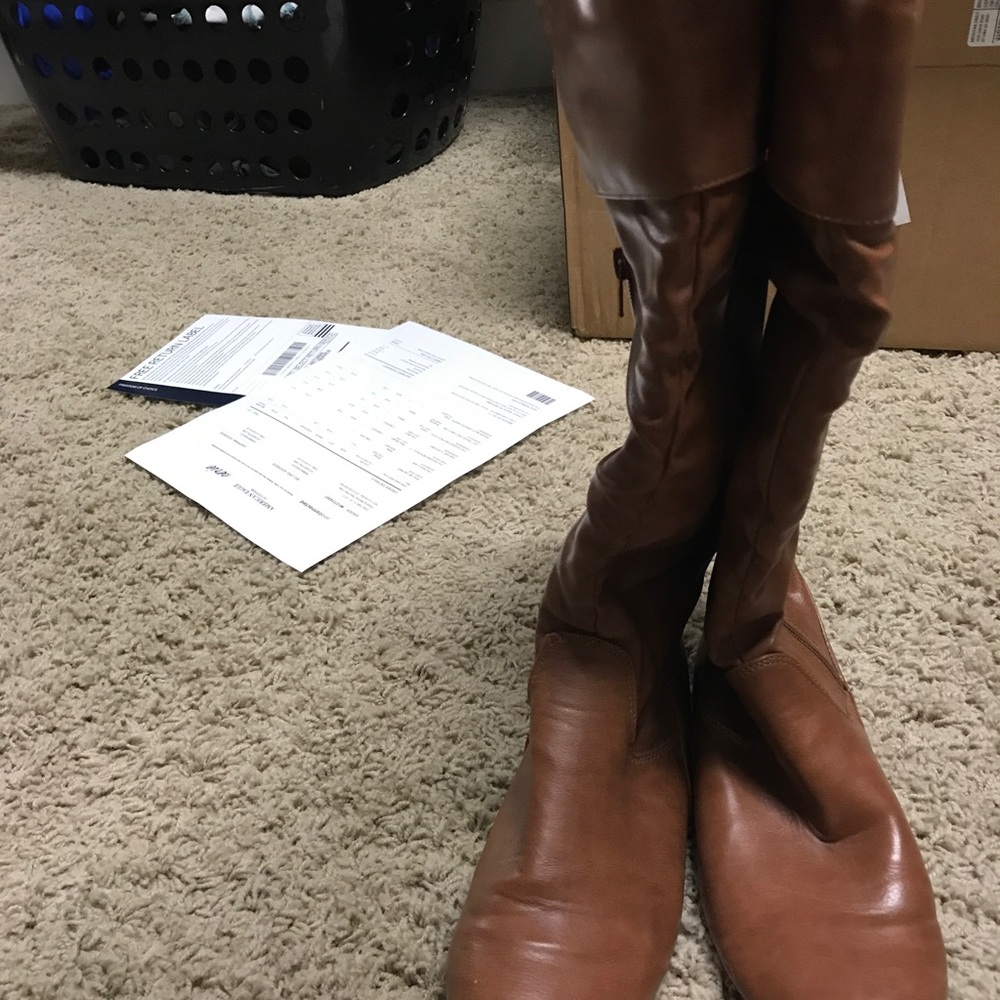Brown boots - Picture 3 of 4