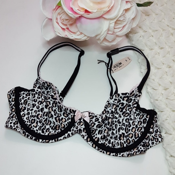 Victoria's Secret Other - New! Victoria's Secret 36B unlined bra-d6