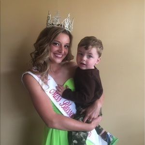 Meet your Posher, Ally