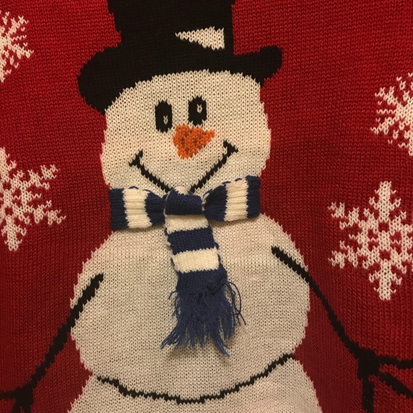 Fun Snowman ⛄️ sweater! NWT - Picture 2 of 3