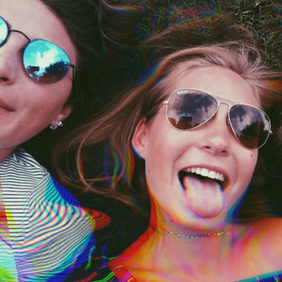 Meet your Posher, Kelly - Picture 1 of 1