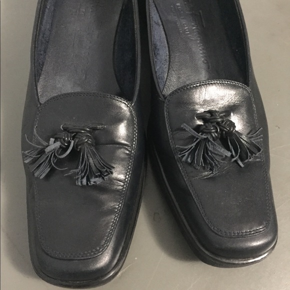 Salvatore Ferragamo women's penny loafers - Picture 6 of 8