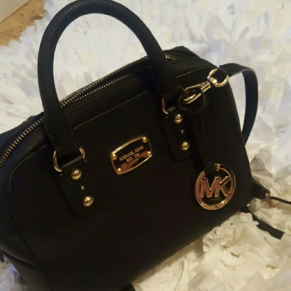 perfect Fall bag Michael Kors Authentic