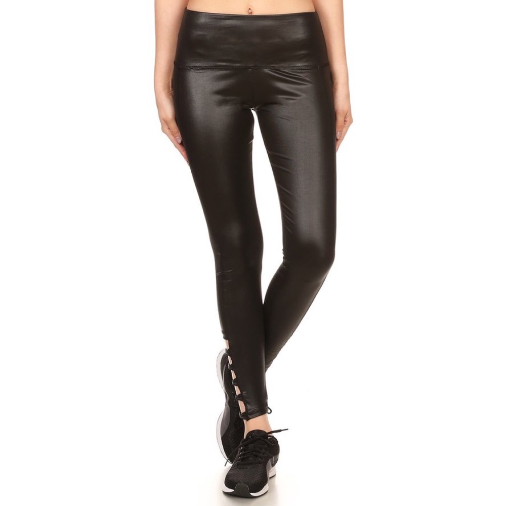 Black Faux Leather Criss Cross Leggings Shiny 🖤 - Picture 3 of 5