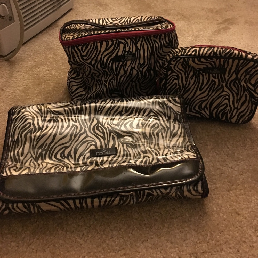 Modella travel set!
