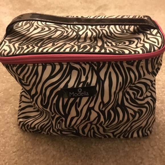 Modella travel set! - Picture 5 of 8