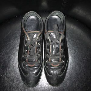AUTHENTIC GUCCI Sneakers