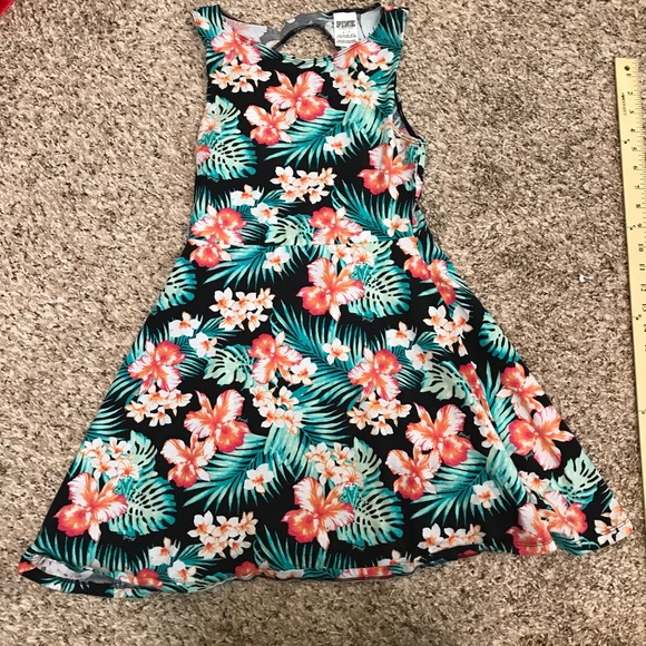 PINK Victoria's Secret Dresses & Skirts - Pink Victoria's Secret tropical palm Floral dress