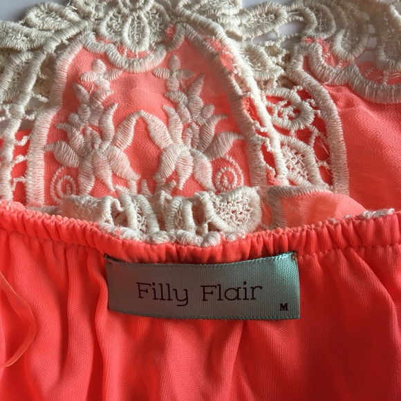 ❌SOLD❌ € NWT Strapless Crochet Lace Dress G8 - Picture 4 of 8