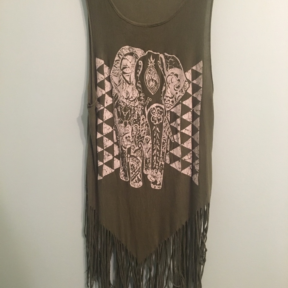 Cute green tank top!