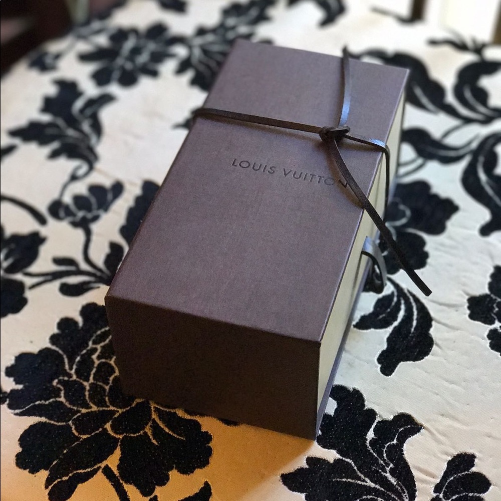 Louis Vuitton Vintage Sunglasses - Picture 8 of 8