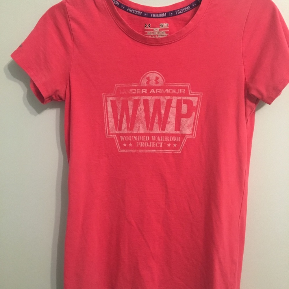 Pink under amour tee!