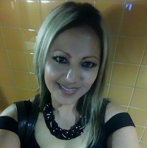 Meet your Posher, Maria