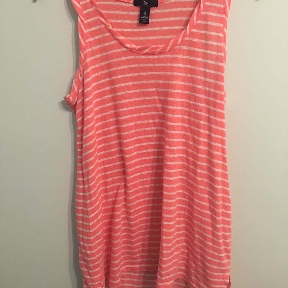 Cute striped pink tank top!