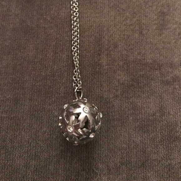 Guess necklace - Picture 4 of 5