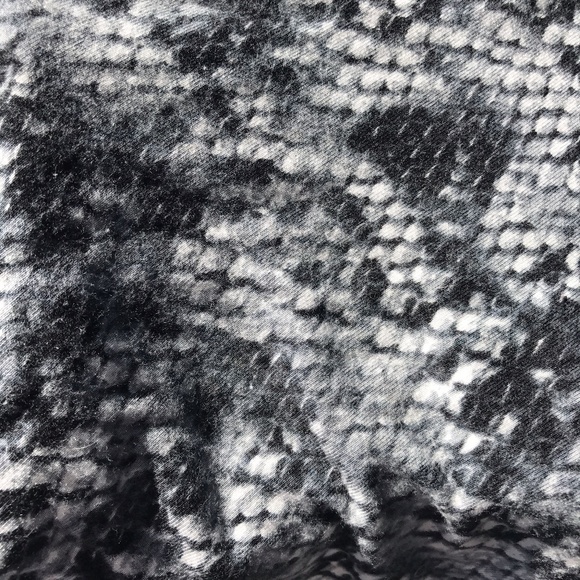 Halter Crop Top - Picture 6 of 7