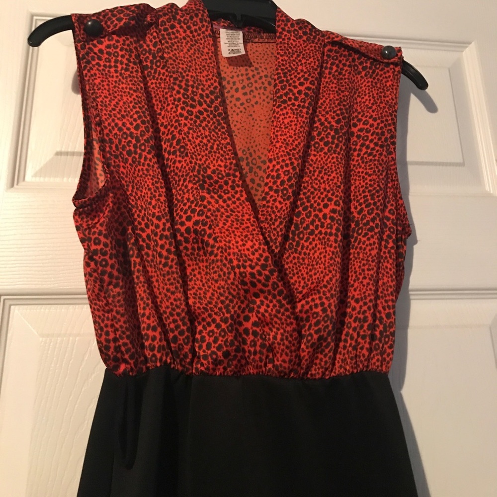 Dress - Picture 2 of 3