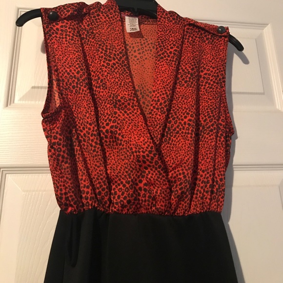 Dress - Picture 2 of 3