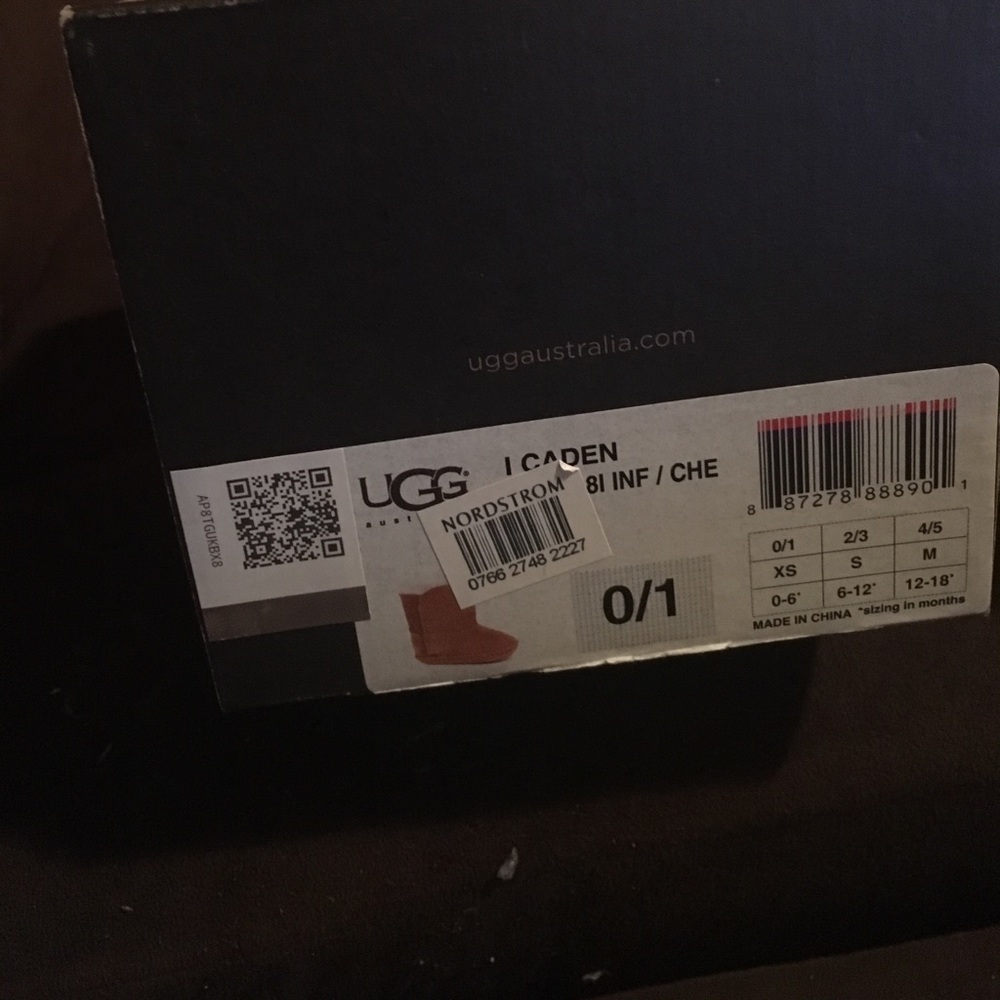 Authentic Caden ugg baby boots size xs- 0/1
