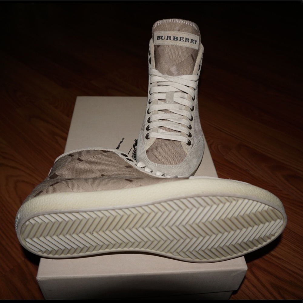 BURBERRY Dalyell London Jacquard High Top Sneaker
