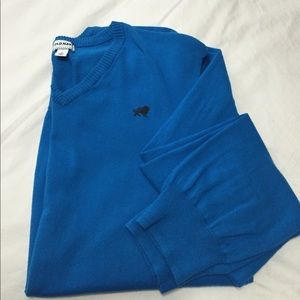 Men's V-Neck Sweater