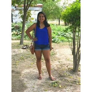 Meet your Posher, Isabel