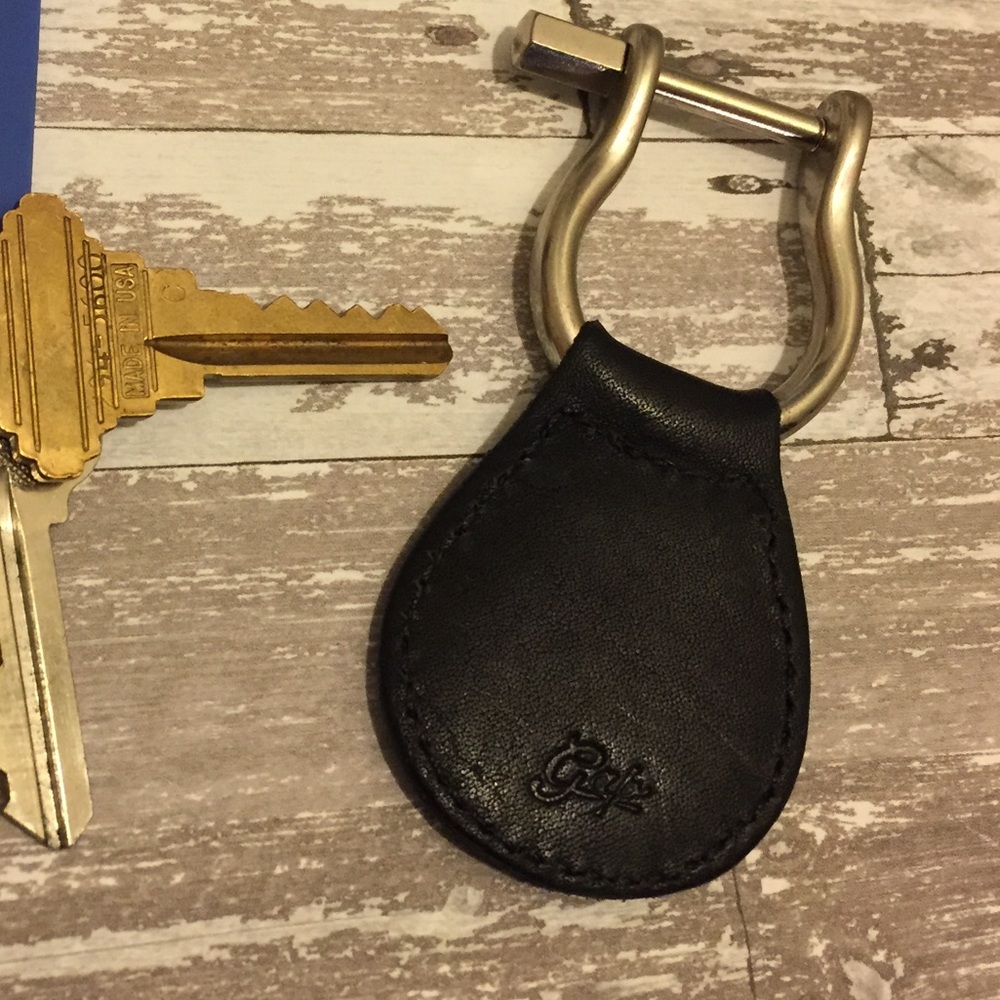 GAP Leather keyring