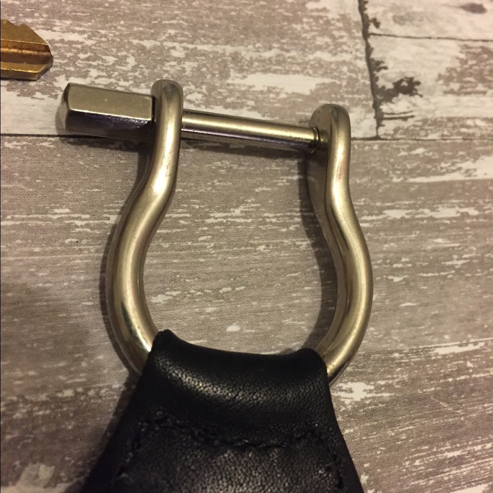 GAP Leather keyring - Picture 2 of 5