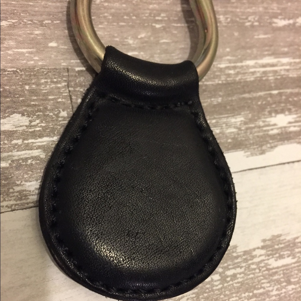 GAP Leather keyring - Picture 3 of 5