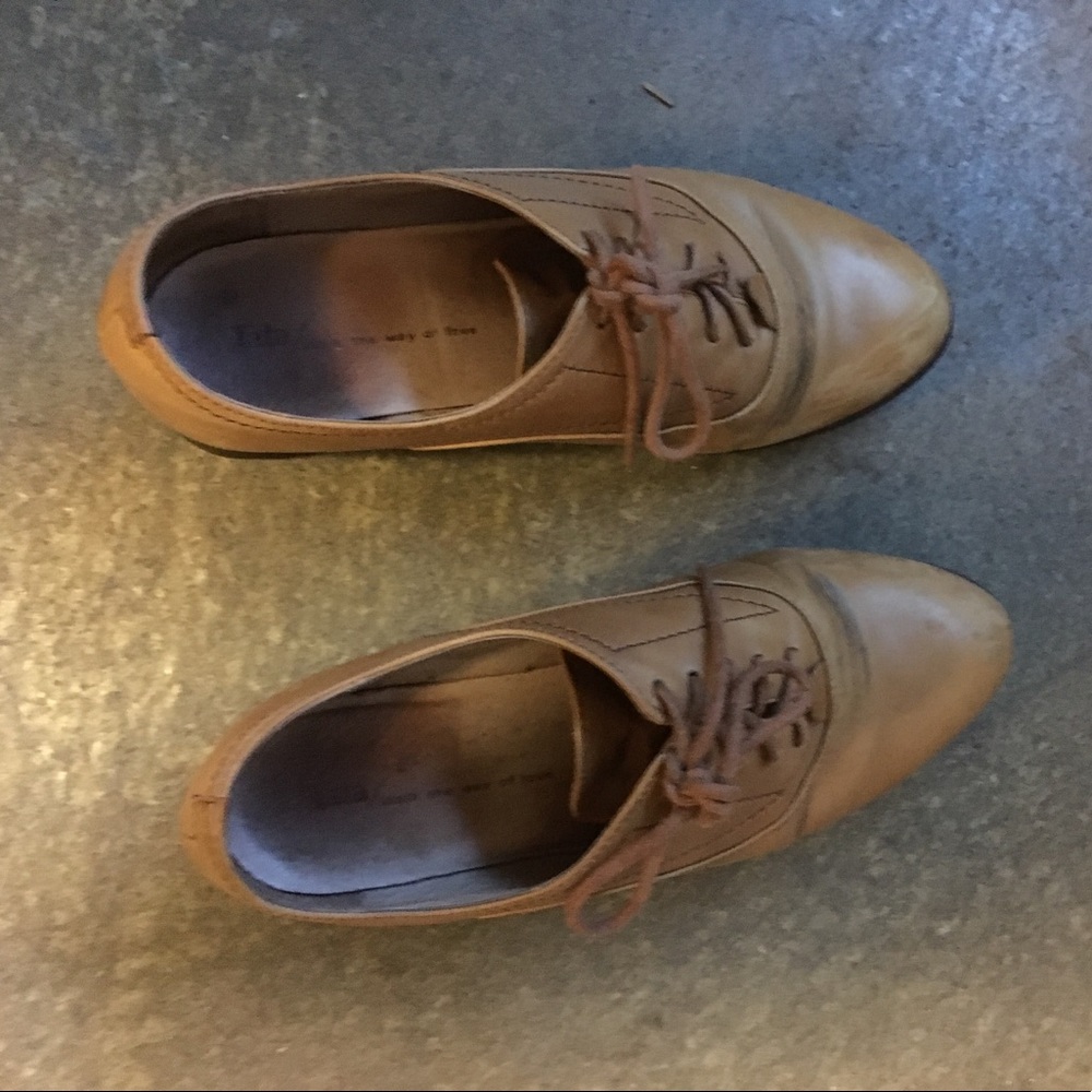 Tata/ walk the way of love shoes