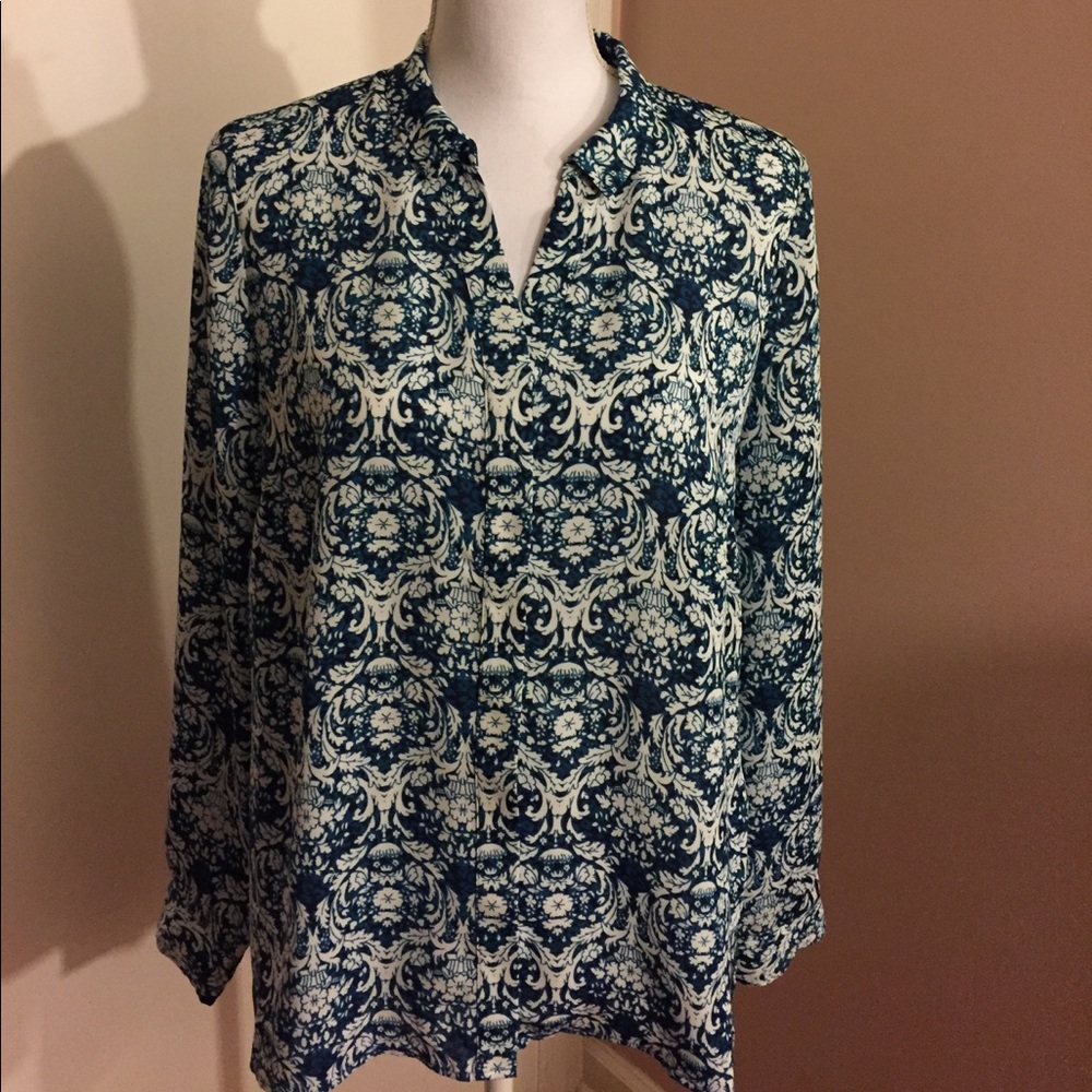 Laundry by Shelli Segal Button down shirt