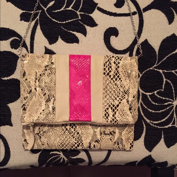 handmade Handbags - BRAND NEW pink and beige snake crossbody clutch