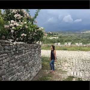 Meet your Posher, Ina