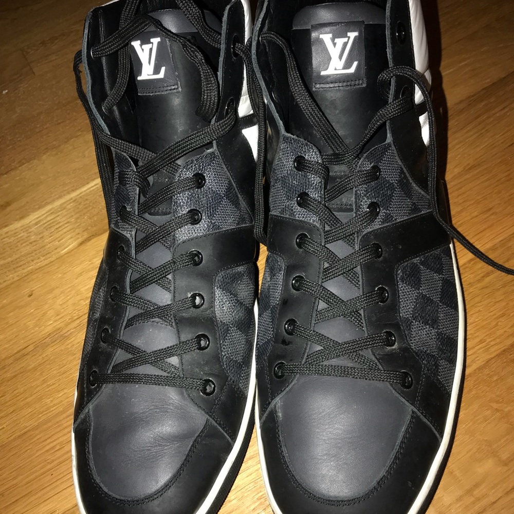 Men’s Louis Vuitton sneakers size 13
