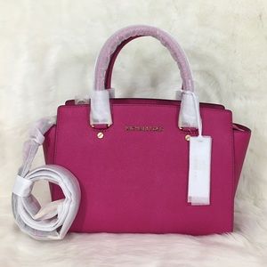 Michael kors selma Satchel