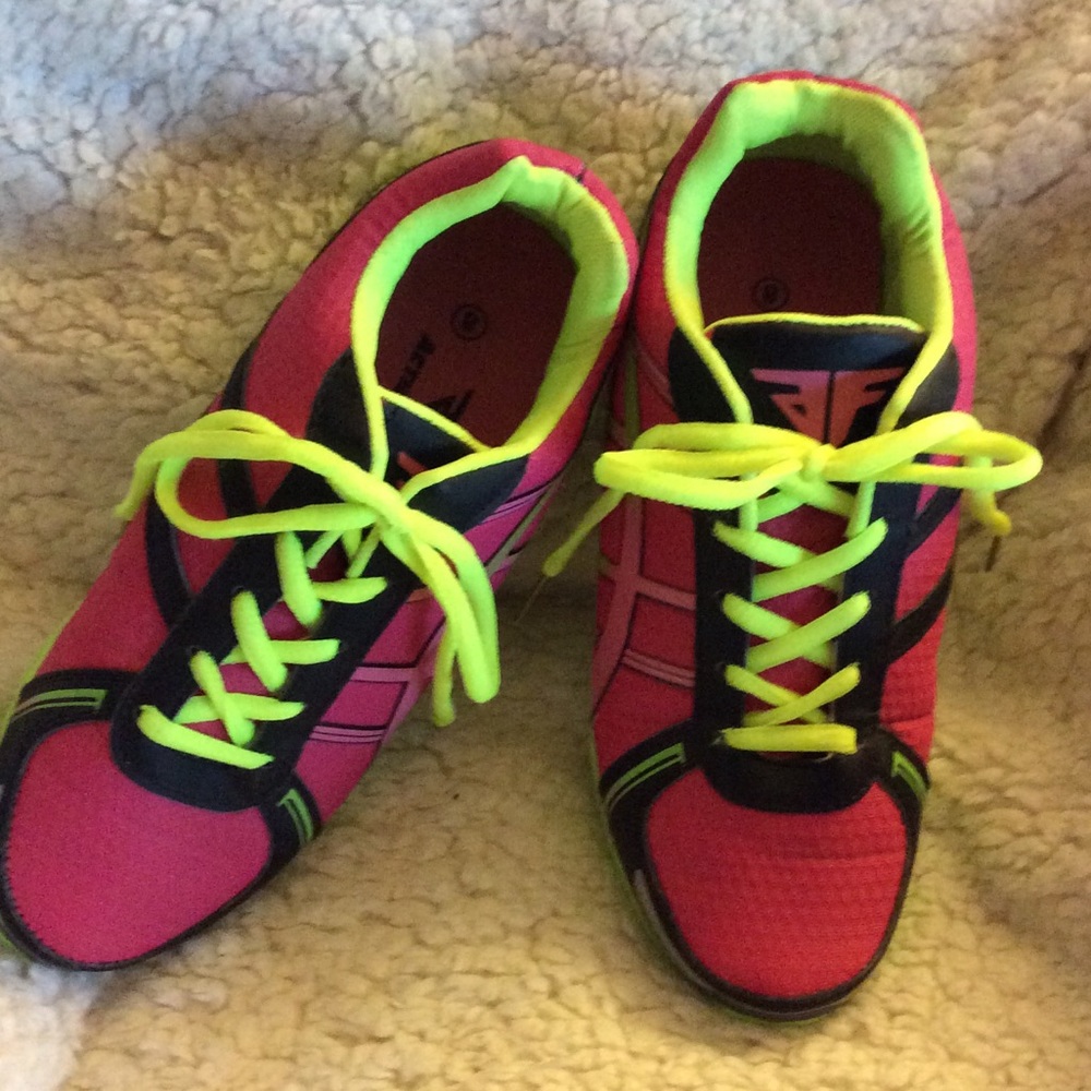 Tennis Shoes
