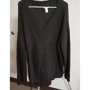 Black oversized v-neck sweater