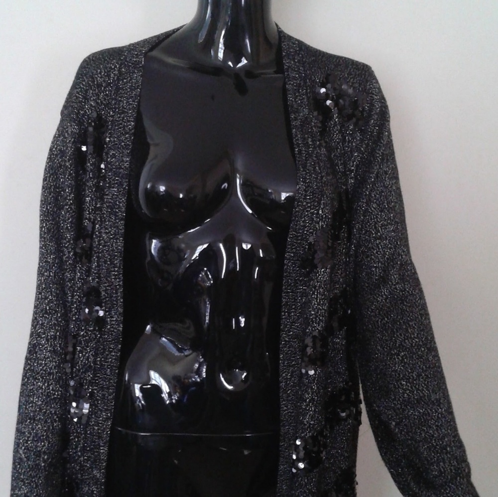 Sweater - Picture 3 of 7